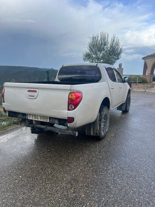 Mitsubishi L200 2011