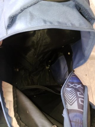 Vendo Mochila escolar con ruedas azul como nueva