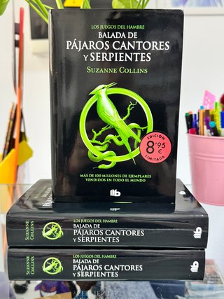 NUEVO Balada de pájaros cantores y serpientes