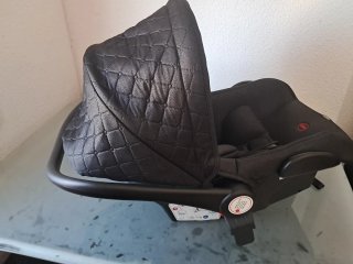 Silla de coche para bebé negra