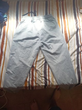 Pantalón chándal gris con cremalleras