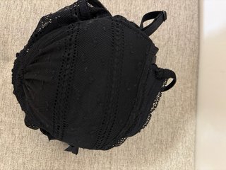 Camisón de encaje negro