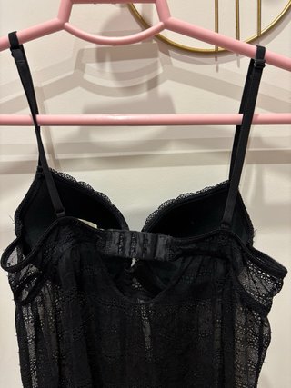 Camisón de encaje negro