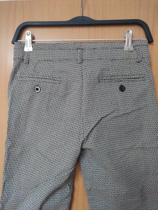 Pantalón tipo elastico estampado