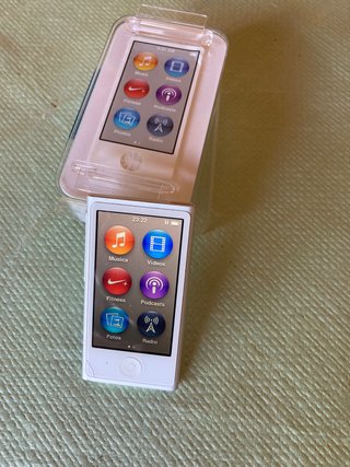 Apple iPod Nano 16 GB Plata