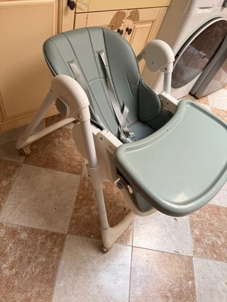 Trona para bebé color verde menta