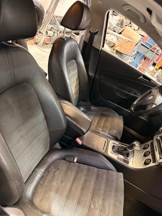 Interior VW Passat Familiar 2008