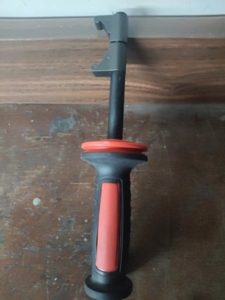 Taladro a batería Stayer. Batería y cargador