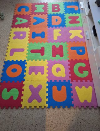Alfombra Puzzle Goma EVA Letras y Números 34 pieza