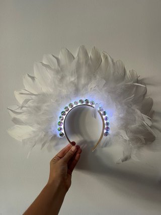 Diadema Hora Loca Plumas