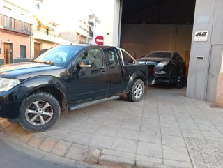Transporte vehículos con remolque plataforma