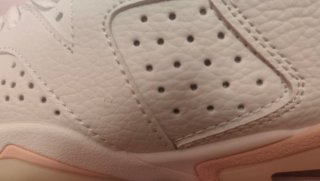 Jordan Retro 6 Golden Hoops