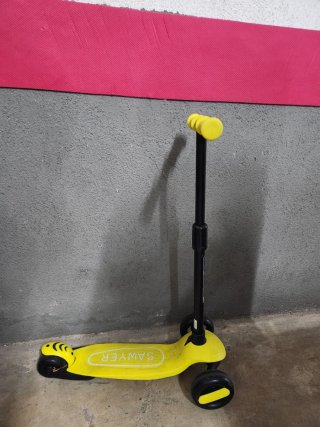 Patinete infantil 3 ruedas amarillo