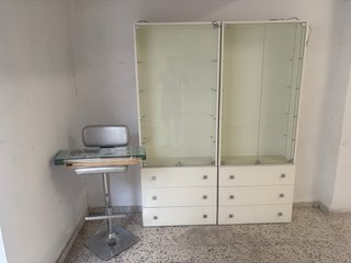 Vitrina expositora cristal con cerradura