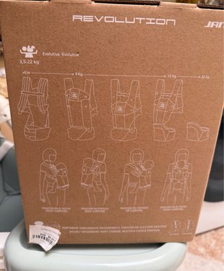 Mochila portabebés gris