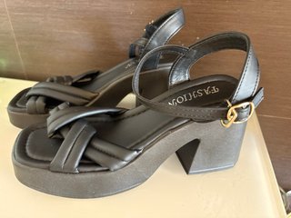 Sandalias tacón negras talla 38