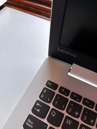 Portátil Lenovo Blanco 15.6" | Intel Core i3 (7ª G
