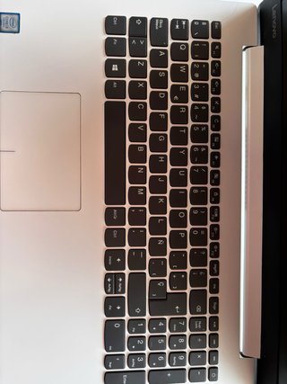 Portátil Lenovo Blanco 15.6" | Intel Core i3 (7ª G