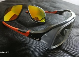 Gafas de Sol Nike Negras y Naranjas