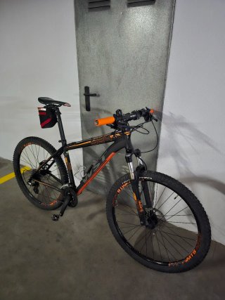 Bicicleta MTB WST 27,5