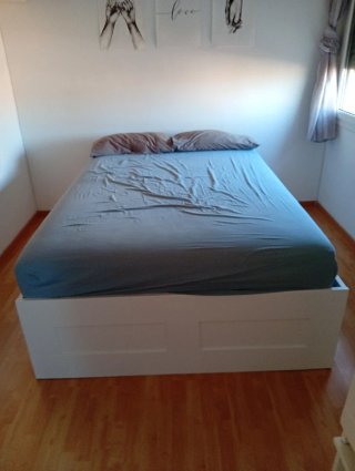 Cama Ikea con cajones blanca