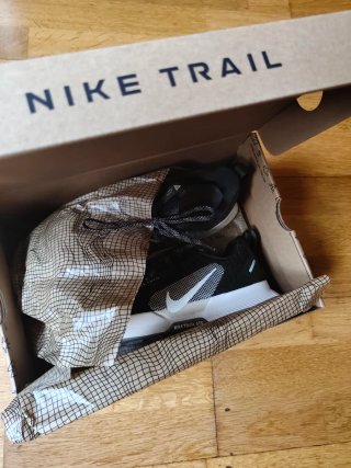 Zapatillas Nike Juniper Trail 3 Negro/Verde