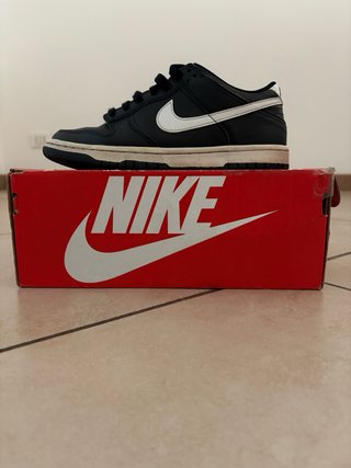 Nike Dunk Low nere usate taglia 38