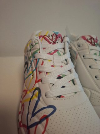 Deportivas Skechers Talla 37 Corazones