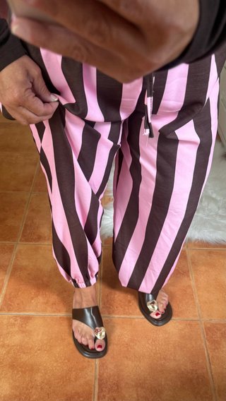Pantalón bombacho rayas marrón y rosa
