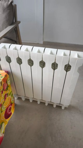 Radiador Ferroli Xian 7 módulos blanco