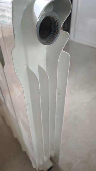 Radiador Ferroli Xian 7 módulos blanco