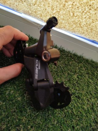 Cambio Shimano CUES 2x9s RD-U3020-SGS