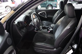 Toyota RAV4 2.2 D-4D Executive 4x4 150cv Aut.