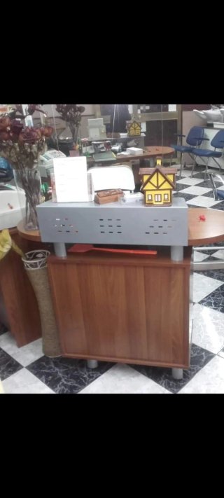 Mostrador recibidor madera
