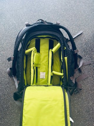 Mochila Dakine Sequence 33L con ICU extraíble