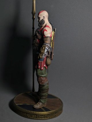 Statuina di Kratos di God of War Ragnarök