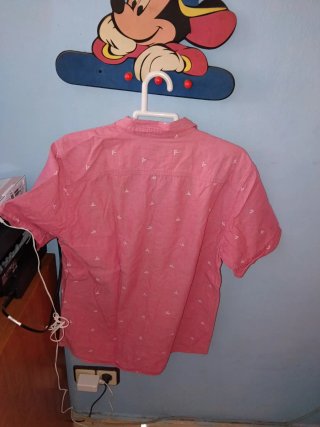 Camisa rosa Pull&Bear manga corta