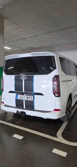 Ford Tourneo Custom 2025