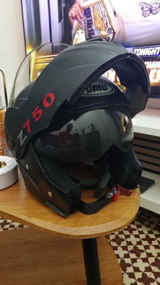 Casco DAYU Negro y Rojo i casco auriculares