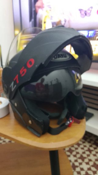 Casco DAYU Negro y Rojo i casco auriculares