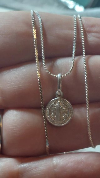 Cadena de 45cm y Medalla de Plata de Ley
