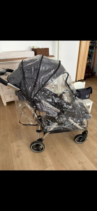 Silla de paseo negra
