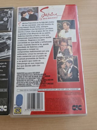 Sabrina VHS 2 películas
