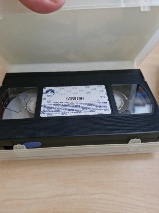 Sabrina VHS 2 películas