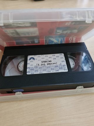 Sabrina VHS 2 películas