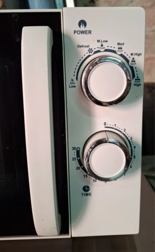 Microondas Orbegozo Blanco