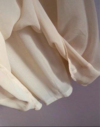 Vestido H&M beige con encaje