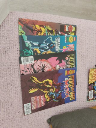Comic Colección de 4 n* DIENTES DE SABLE Y MISTICA