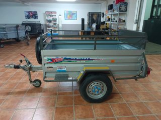 Remolque Basculante con freno de inercia