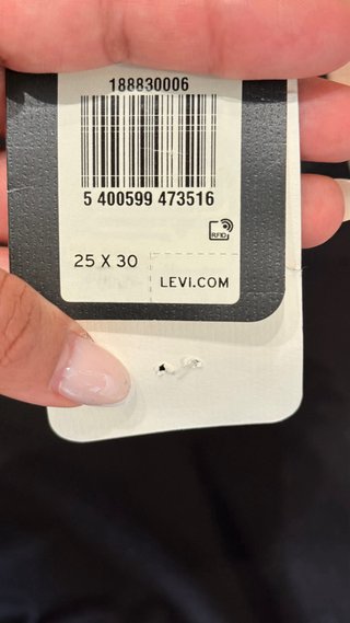 724 High Rise Straight (25) Levi’s pantalón mujer